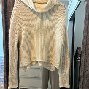 Light Weight Off White Turtleneck Sweater